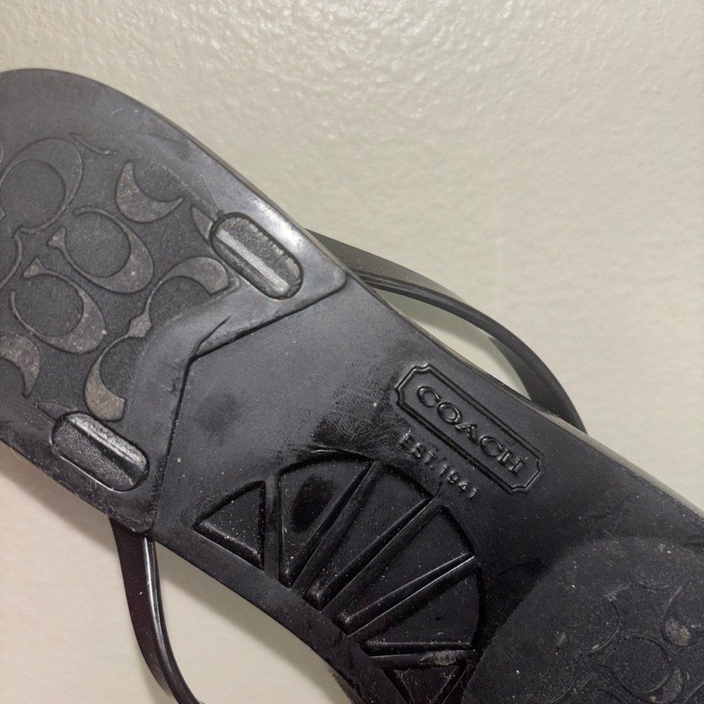 Coach Black and White Flip Flops CC Monogram - Picture 5 of 5